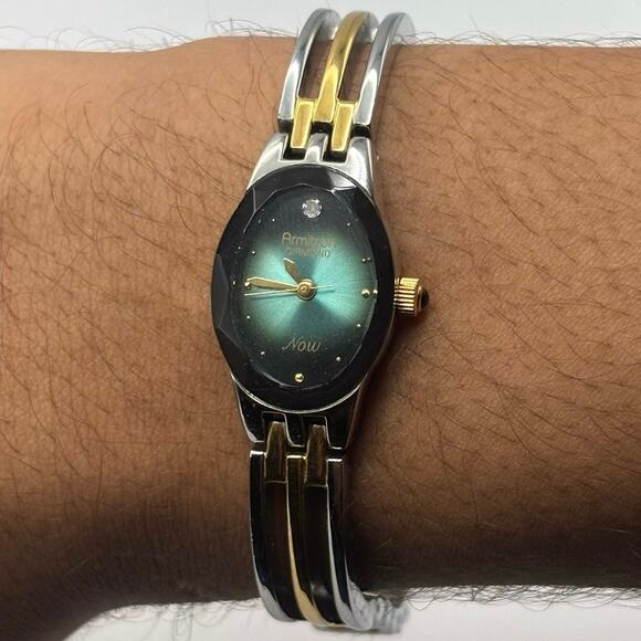 Stunning Gold & Silver Armitron Watch - Picture 1 of 5